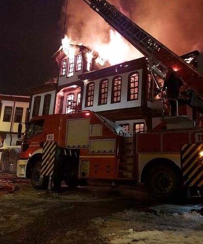 Çankırı'da Feci Yangın: Konak Küle Döndü!